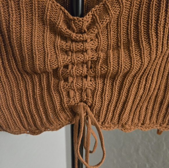 Brown Ribbed Knit Crop Top with Ruched Drawstring Front- M - Picture 3 of 4